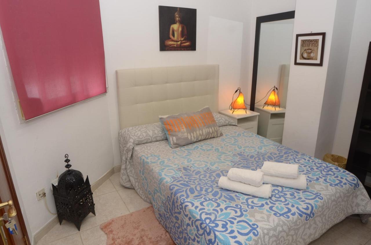 Habitacion Malaga Centro Buitenkant foto